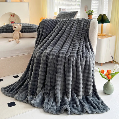 Plaid Luxe Effet Fourrure – ultra doux et chaud pour canapé ou lit