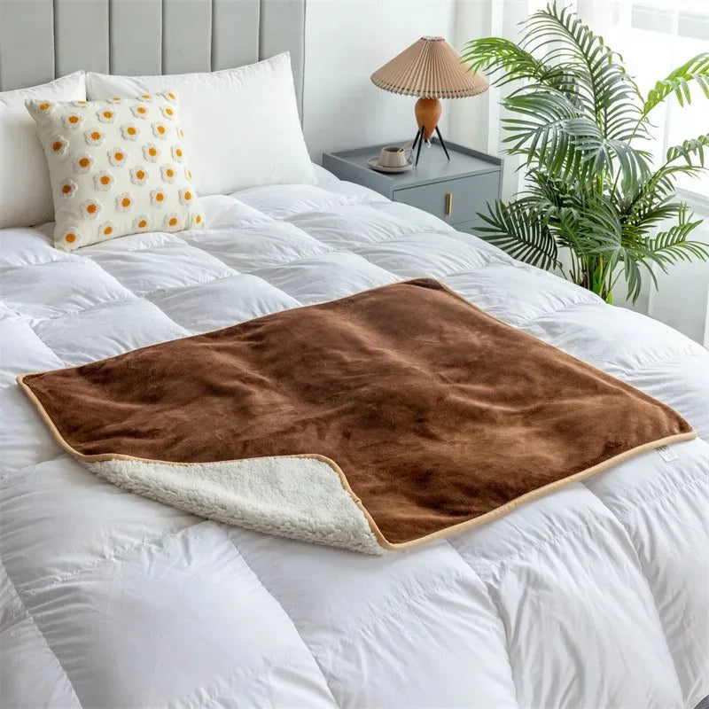 Couverture Imperméable Éco-Confort pour Animaux – Design Ardoise, Lavable, Durable & Élégante