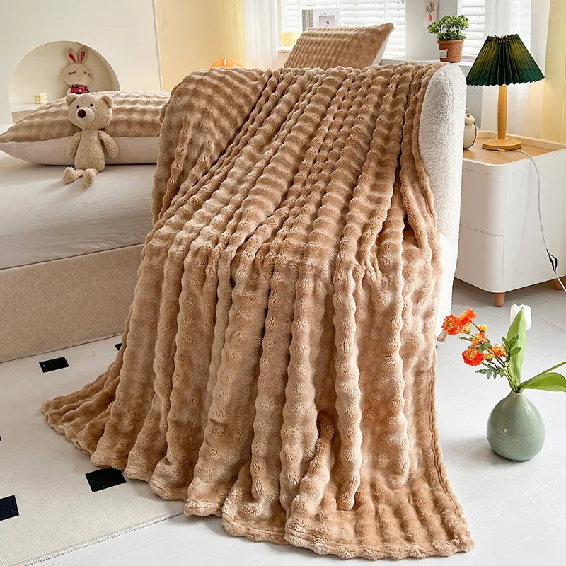 Plaid Luxe Effet Fourrure – ultra doux et chaud pour canapé ou lit