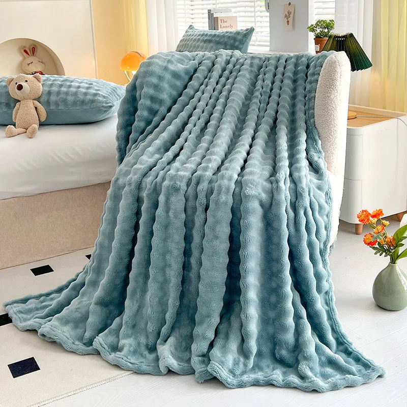 Plaid Luxe Effet Fourrure – ultra doux et chaud pour canapé ou lit