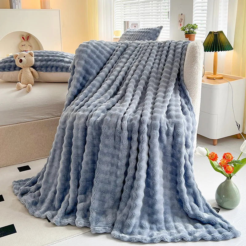 Plaid Luxe Effet Fourrure – ultra doux et chaud pour canapé ou lit