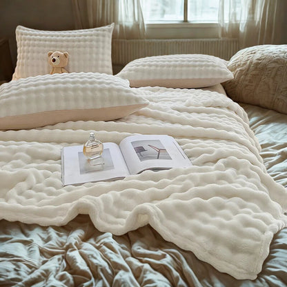 Plaid Luxe Effet Fourrure – ultra doux et chaud pour canapé ou lit